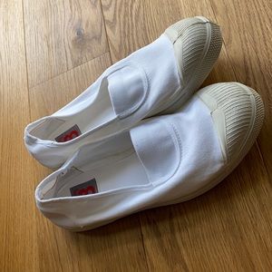Brand new white Bensimon sneakers. Size 39.